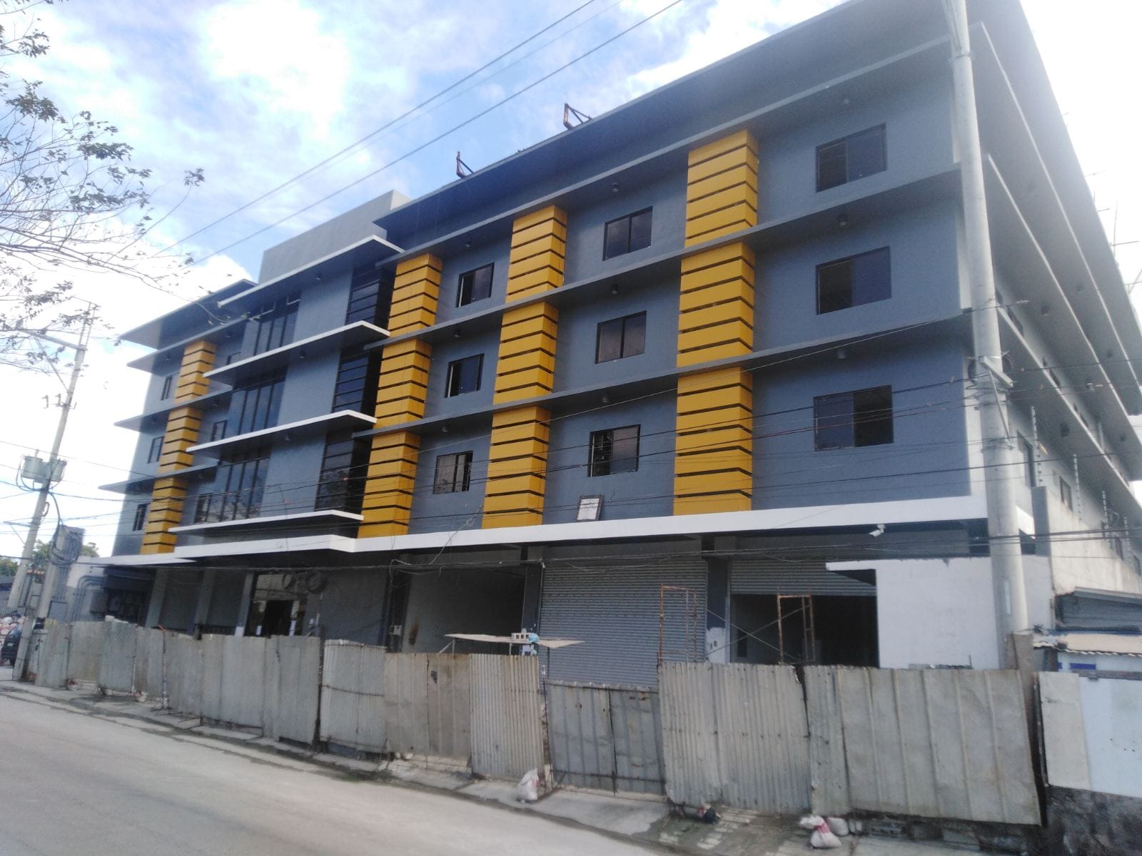 2,200sqm 4 storey building for lease at Sta. Monica, Quezon City