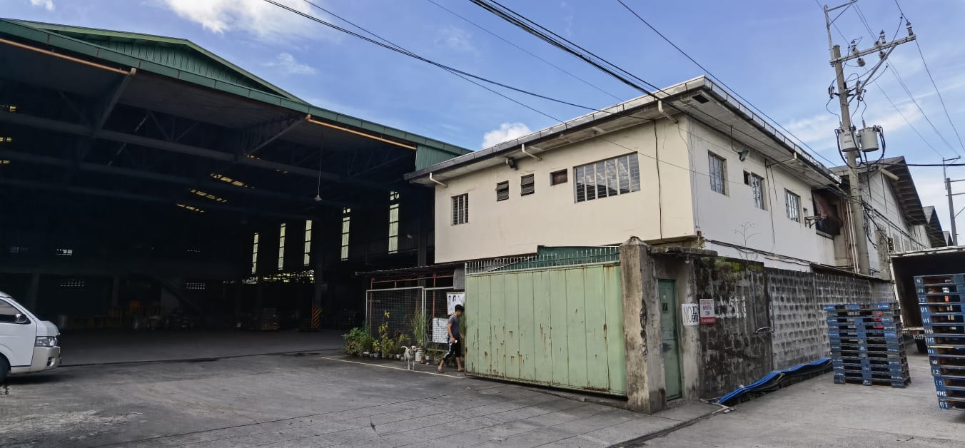 Maysan, Valenzuela Warehouse