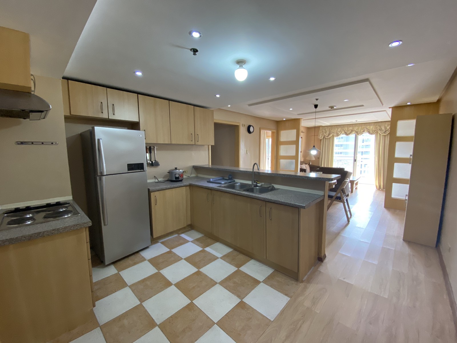 2 Bedroom Condo for Lease in Elizabeth Place Makati