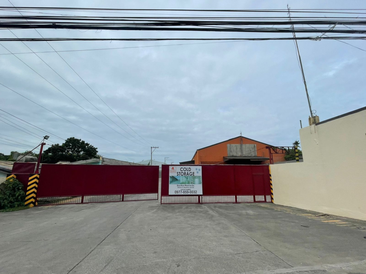 Cold Storage and Office Warehouse for Sale