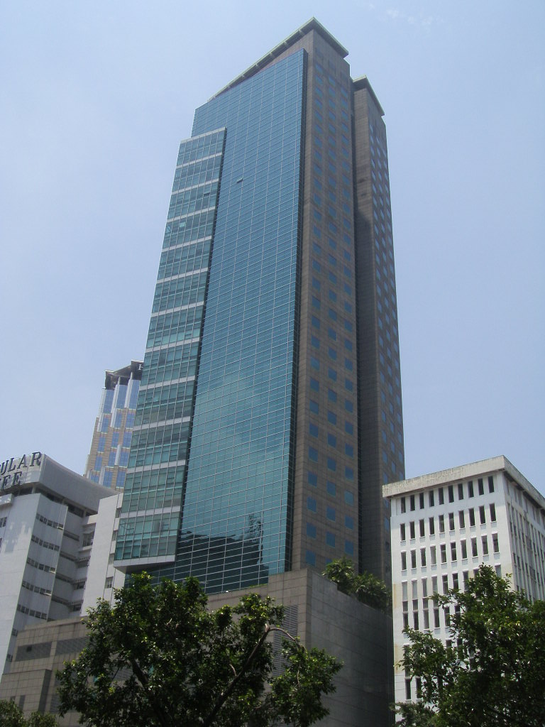 Focus and Relaxation at Work in Robinsons Summit Center